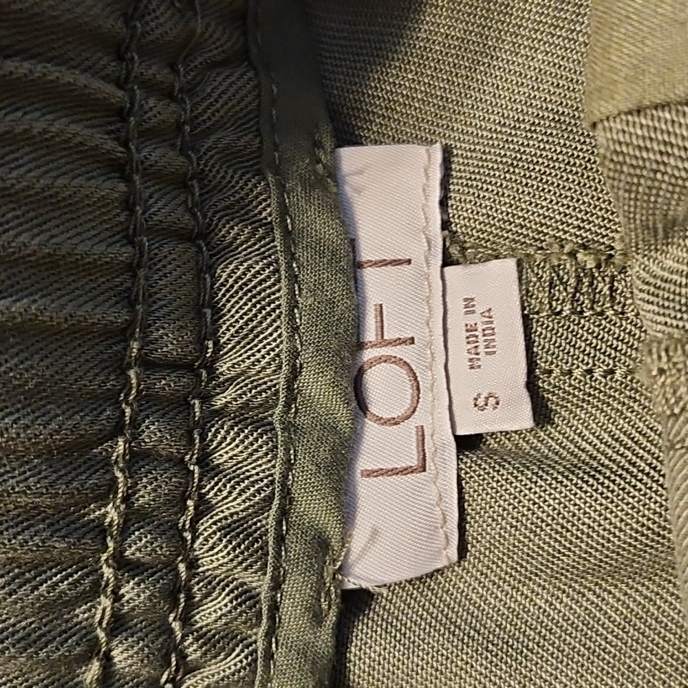 LOFT Olive Green Women's Lyocel Shorts - Picture 4 of 10